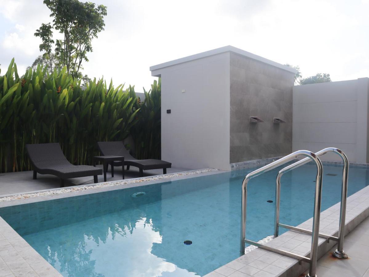 Toledo Pool Villa Nakhon Si Thammarat Bagian luar foto