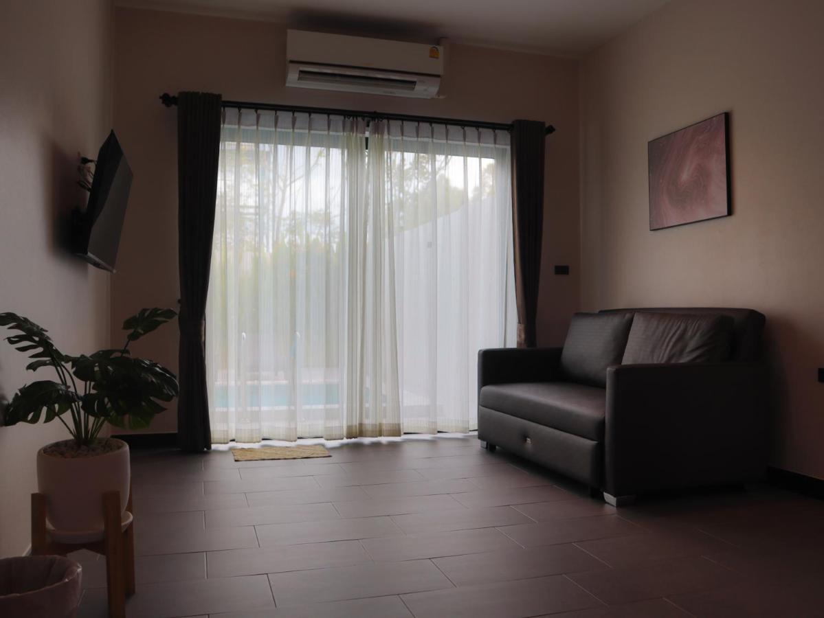 Toledo Pool Villa Nakhon Si Thammarat Bagian luar foto